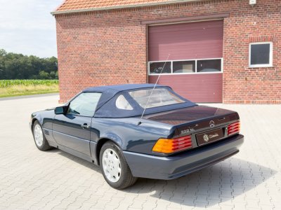 Mercedes-Benz 500 SL  3