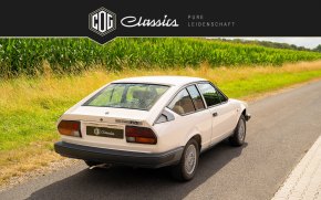 Alfa Romeo GTV 2.0 7