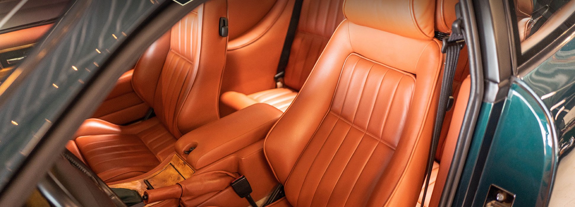 Aston Martin Virage Lagonda Limited 12