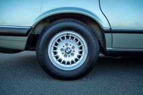 BMW 732 i 24