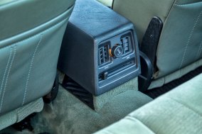 BMW 732 i 38