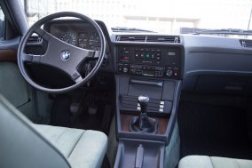 BMW 732 i 32