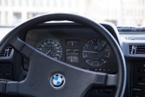 BMW 732 i 33
