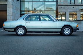 BMW 732 i 10
