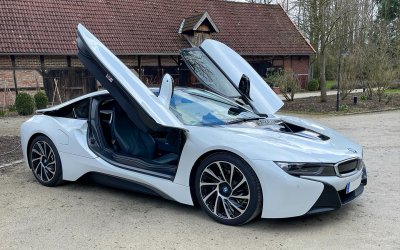 BMW i8 Pure Impulse 0