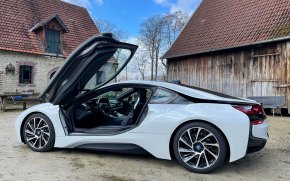 BMW i8 Pure Impulse 18