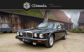 Jaguar Daimler Double Six 19