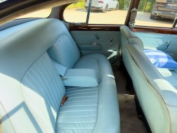 Jaguar Daimler V8  14