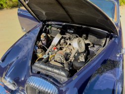 Jaguar Daimler V8  21