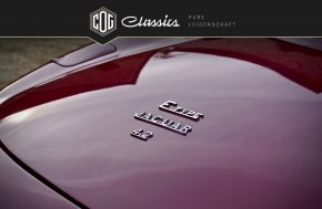 Jaguar E-Type Roadster 14