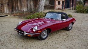 Jaguar E-Type Roadster 57