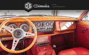 Jaguar MK II 102