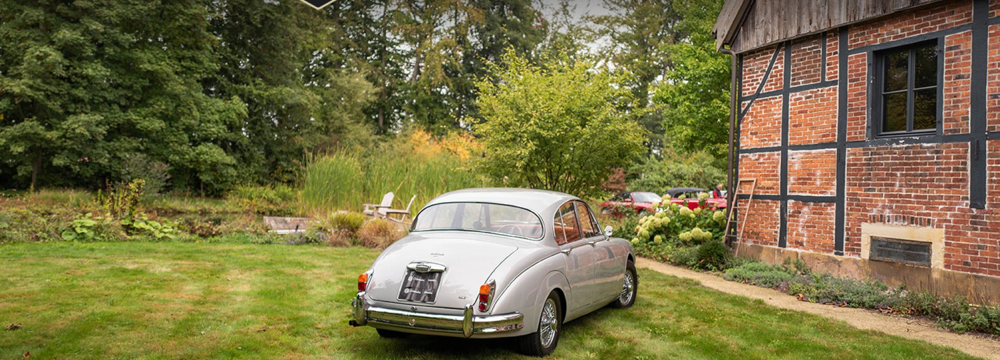 Jaguar MK II 6