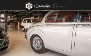Jaguar MK II 24