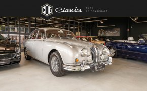 Jaguar MK II 30