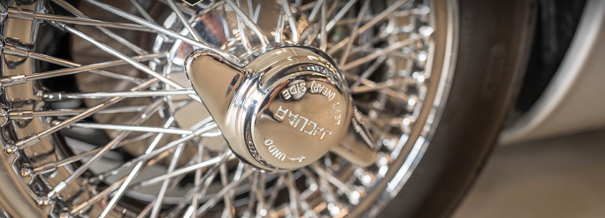 Jaguar MK II 8