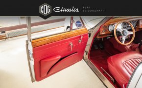 Jaguar MK II 74