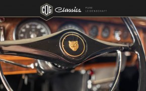 Jaguar MK II 102