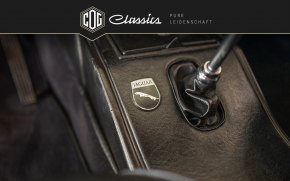 Jaguar MK II 107