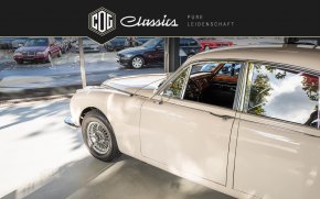 Jaguar MK II 11