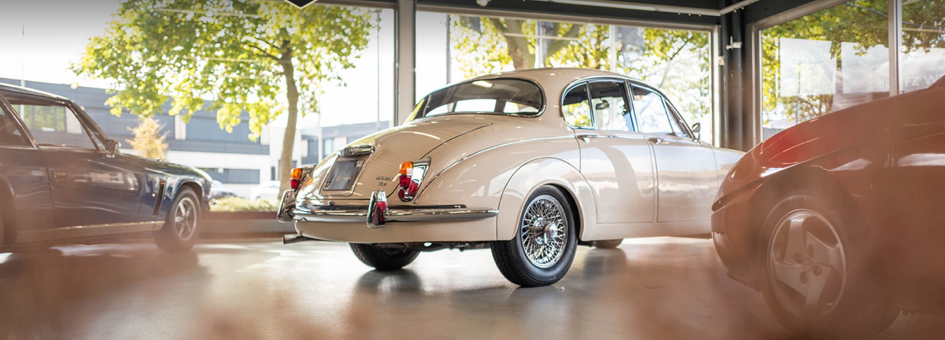 Jaguar MK II 5