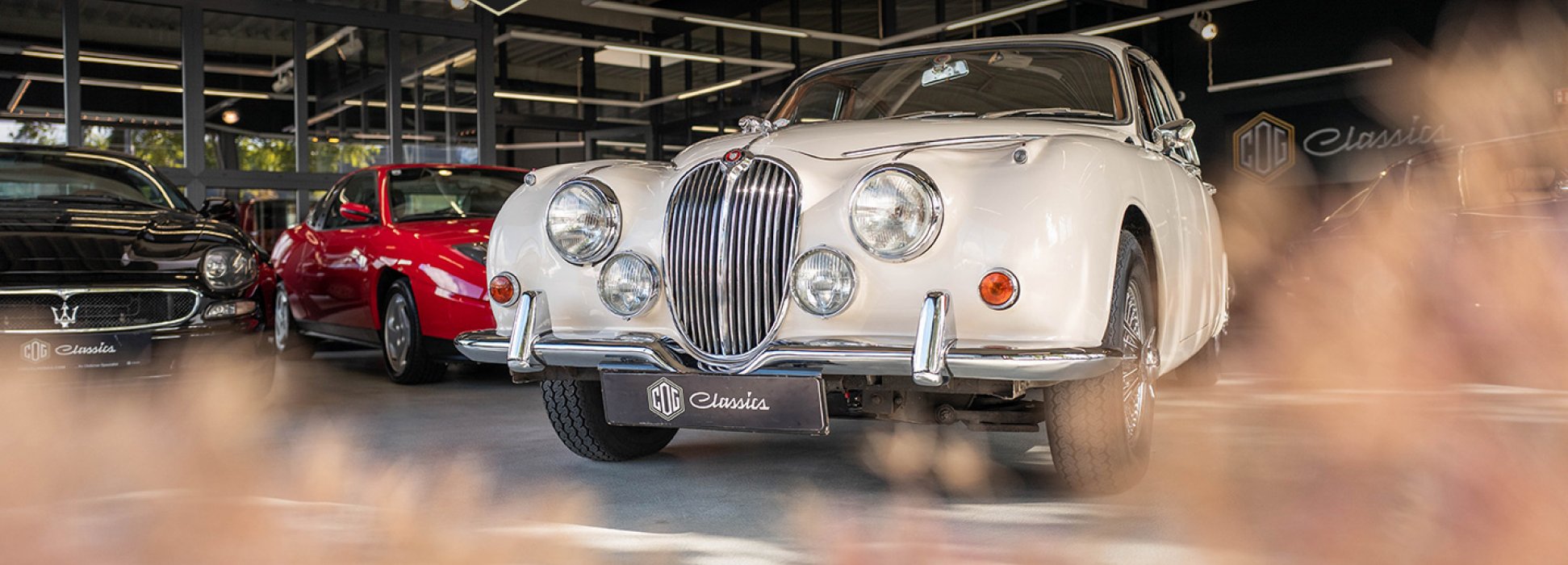 Jaguar MK II 2