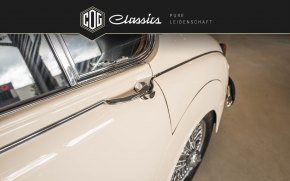 Jaguar MK II 52