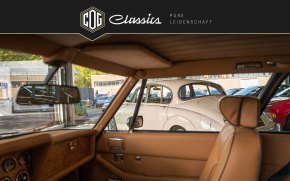Jaguar MK II 56