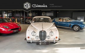 Jaguar MK II 42