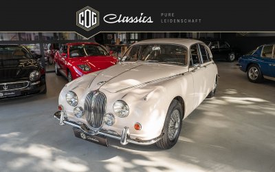 Jaguar MK II 2