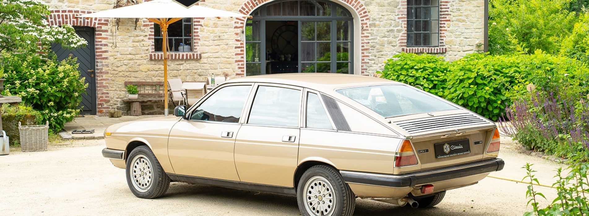 Lancia Gamma 2.0  6