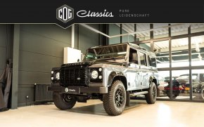 Land Rover Defender 3