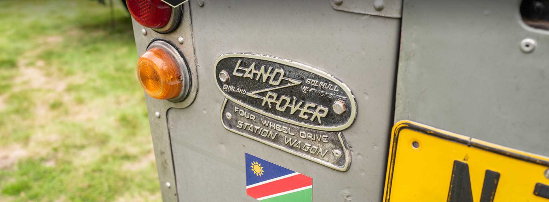 Land Rover Defender 40