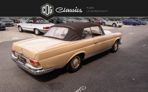 Mercedes-Benz 220 SEB/C W111 21