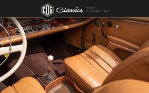 Mercedes-Benz 220 SEB/C W111 64