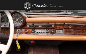 Mercedes-Benz 220 SEB/C W111 73