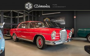 Mercedes-Benz 250 SE W111 21