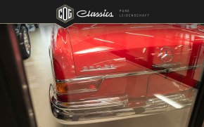 Mercedes-Benz 250 SE W111 12