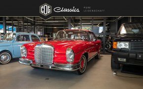 Mercedes-Benz 250 SE W111 4