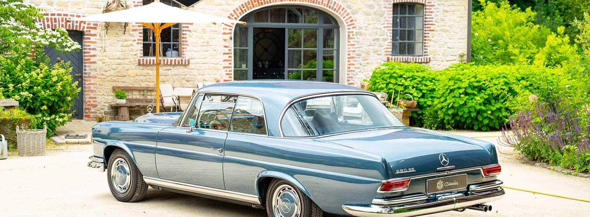 Mercedes-Benz 280 SE W111 Coupe 11