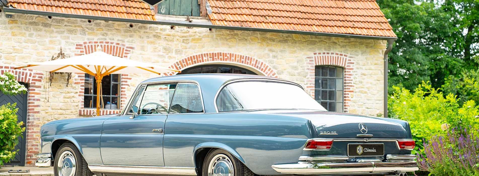Mercedes-Benz 280 SE W111 Coupe 10