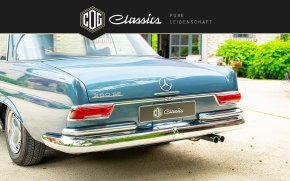 Mercedes-Benz 280 SE W111 Coupe 11
