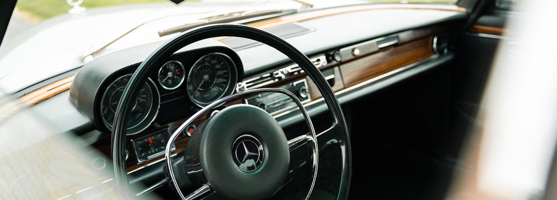 Mercedes-Benz 300 SEL 6.3 10