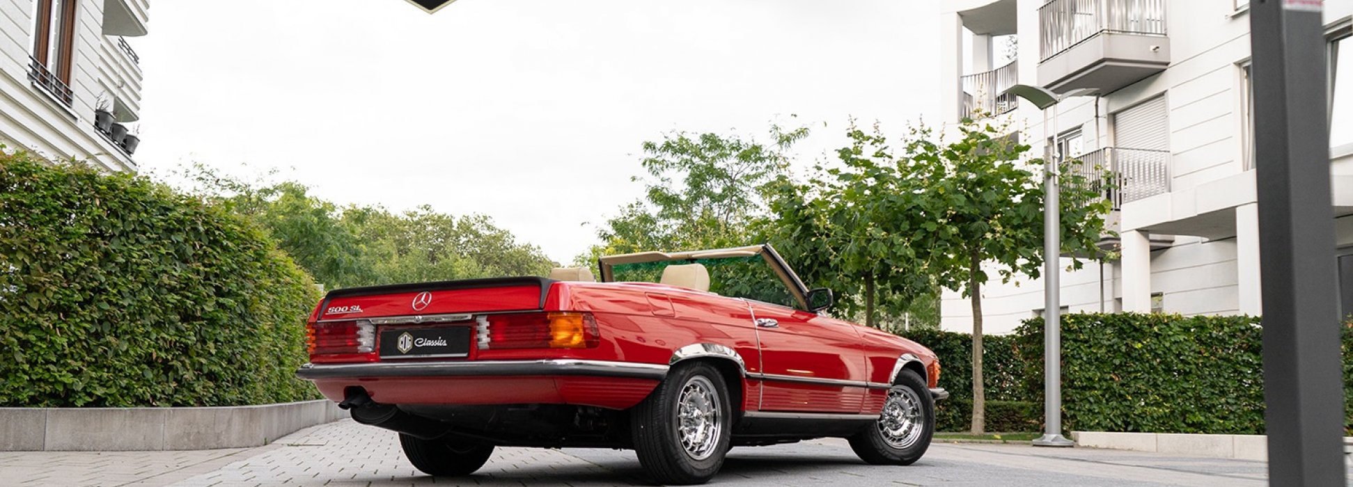 Mercedes-Benz SL 500 R107  5