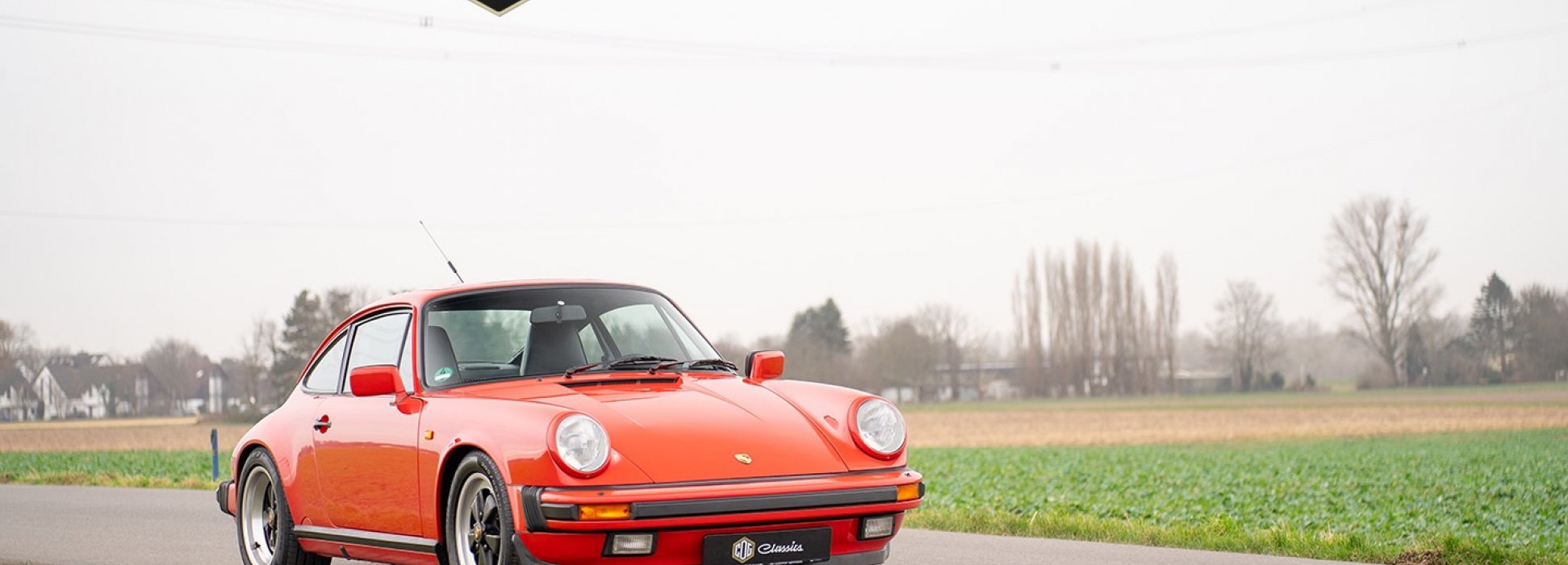 Porsche 911 Carrera 3.2  1