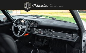 Porsche 911 Targa 2.4  33