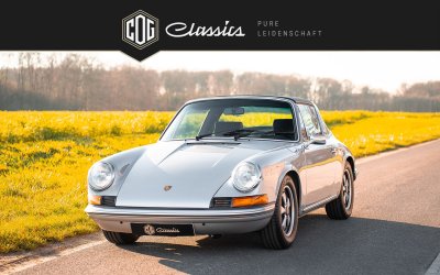 Porsche 911 Targa 2.4  2