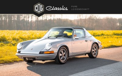 Porsche 911 Targa 2.4  1