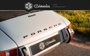 Porsche 911 Targa 2.4  11