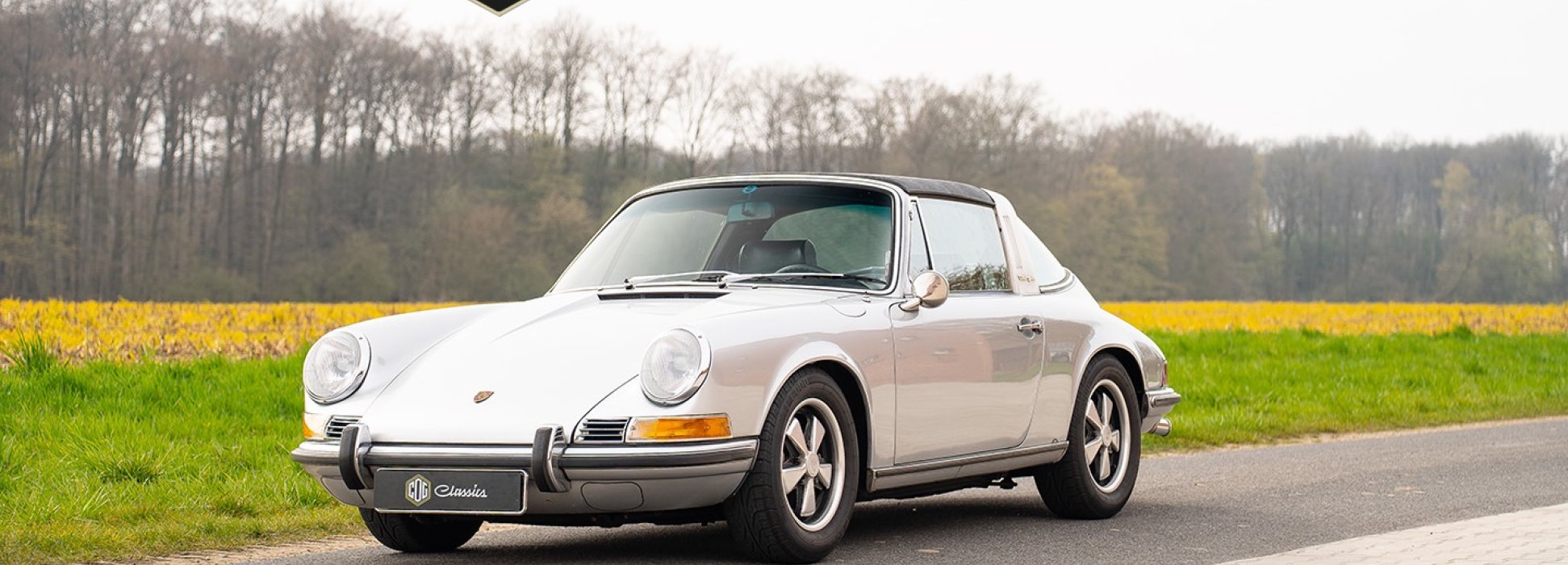 Porsche 911 S 2.2 Targa  1